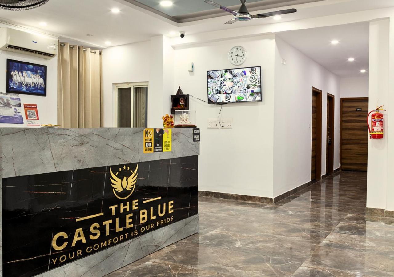 The Castle Blue Hotell Greater Noida Exteriör bild