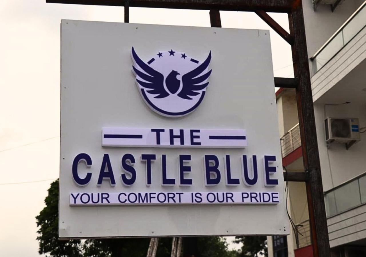 The Castle Blue Hotell Greater Noida Exteriör bild